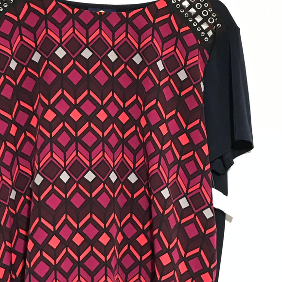 Adrienne Vittadini - Picture 2 of 2